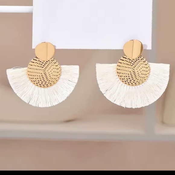 Zara Gold and White Fan Earrings - Picture 8 of 10